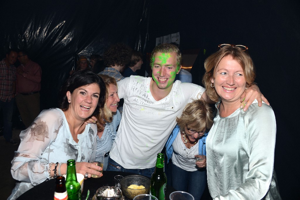 ../Images/Blacklight Ibiza Party 269.jpg